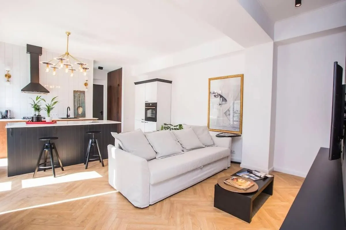 3-Person Apartment - By Wehost Tbilisi
