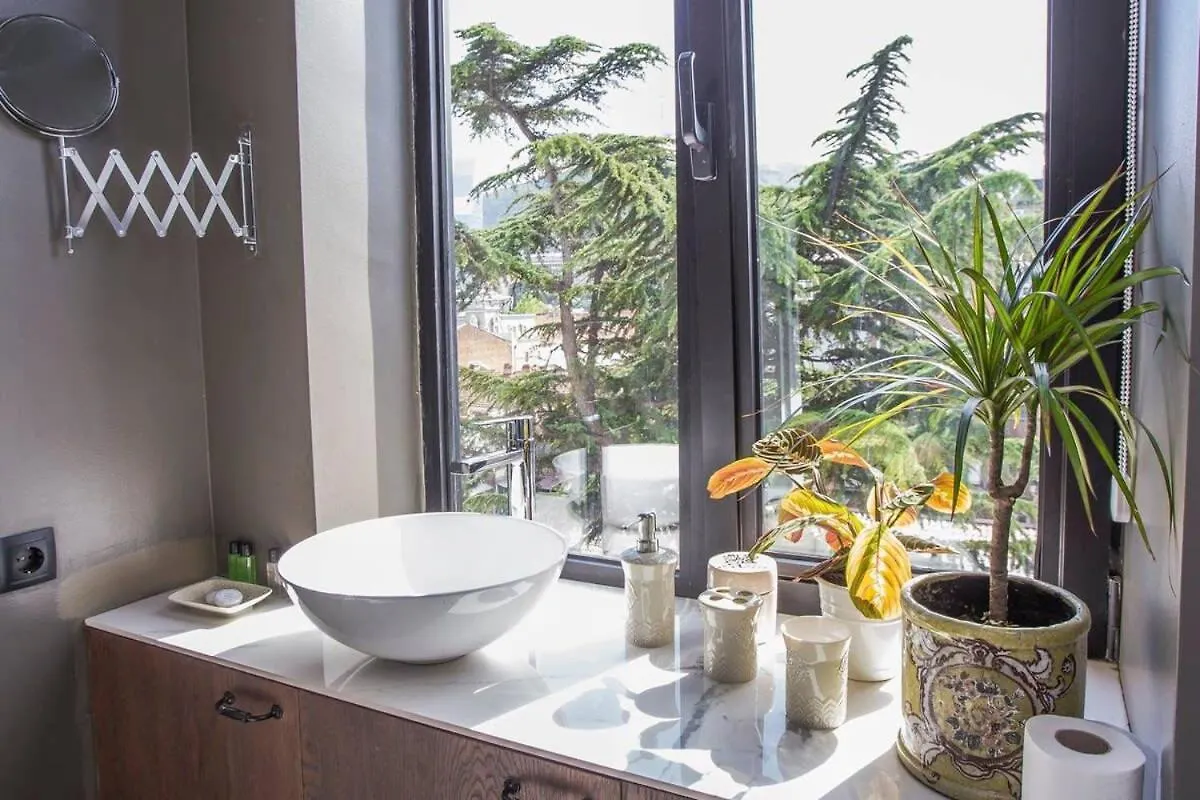 3-Person Apartment - By Wehost Tbilisi