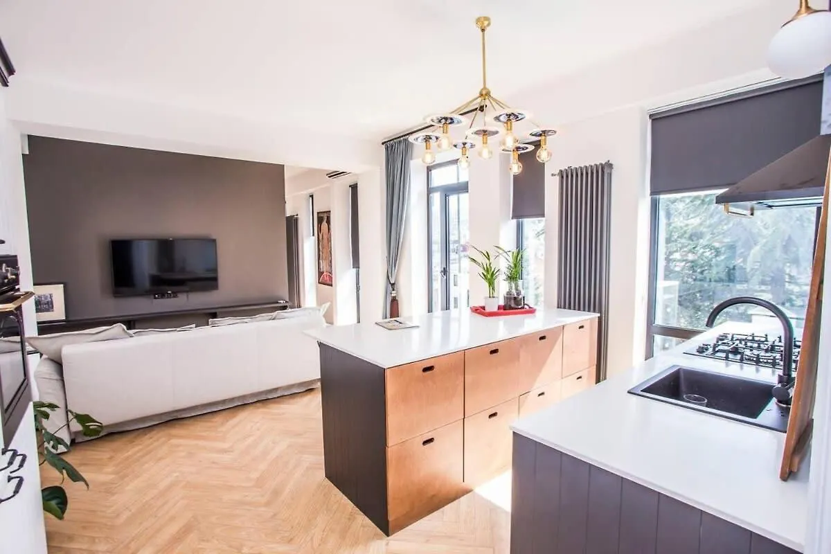 3-Person Apartment - By Wehost Tbilisi